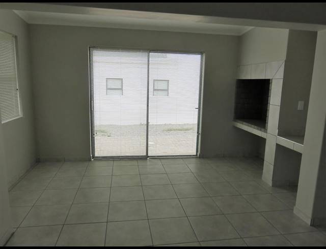 3 BEDROOM HOUSE FOR SALE IN LAAIPLEK